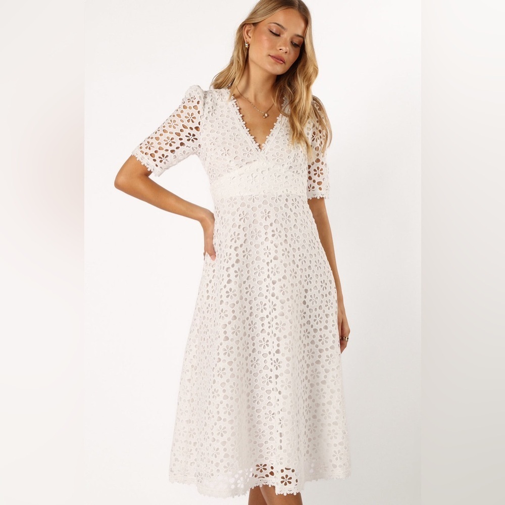 PETAL & PUP CAMELLIA MIDI DRESS - WHITE XS B2285 - Picture 3 of 9